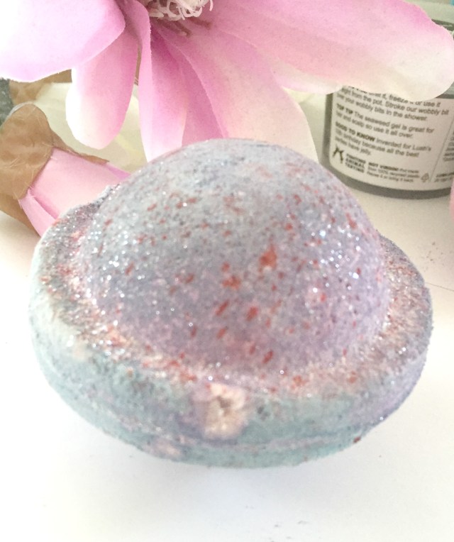 Space Girl Lush bath bomb