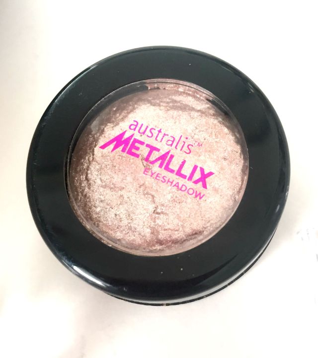 Australis Metallix Guns and Rose Petals