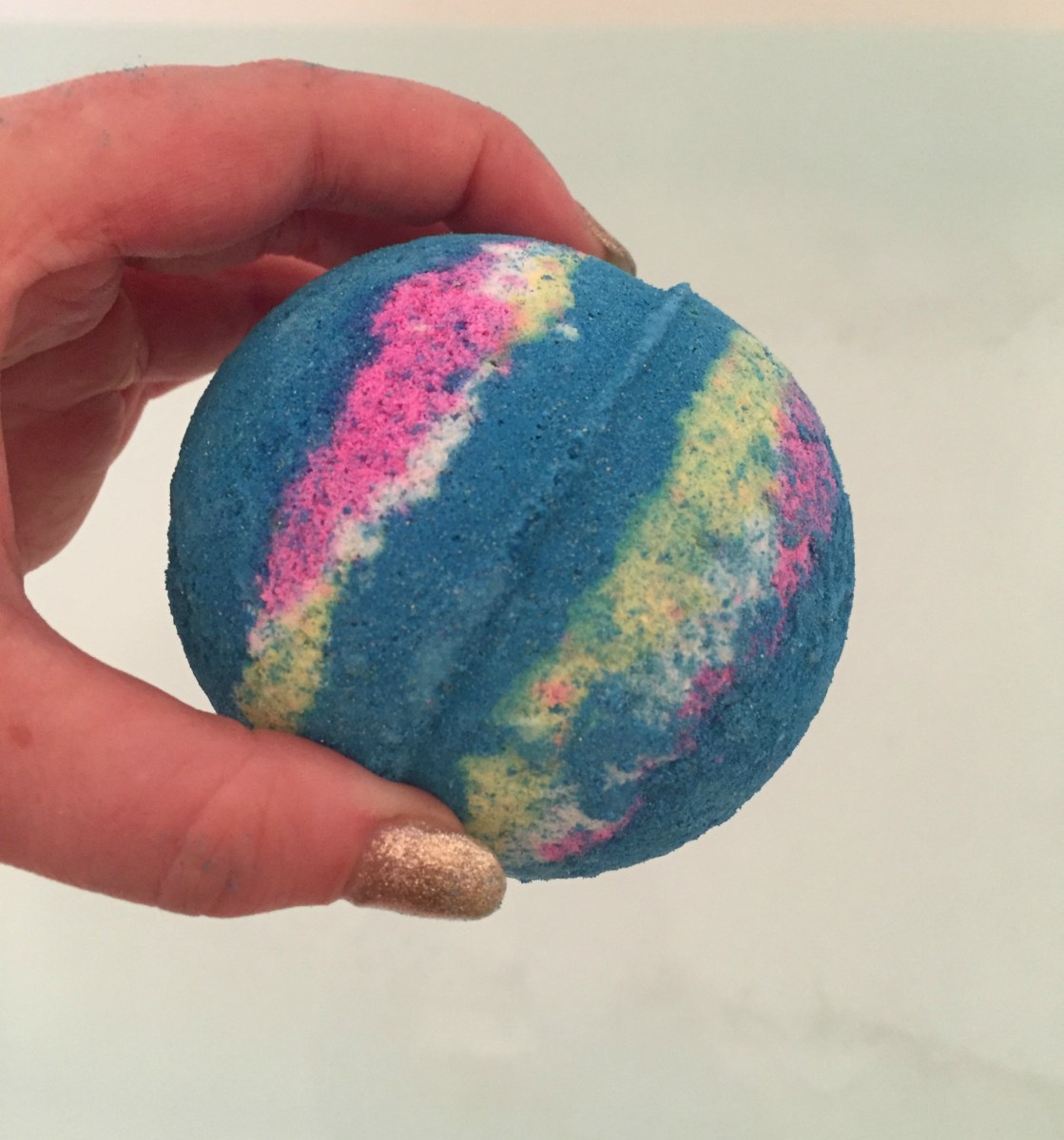 Lush Intergalactic Bath Bomb