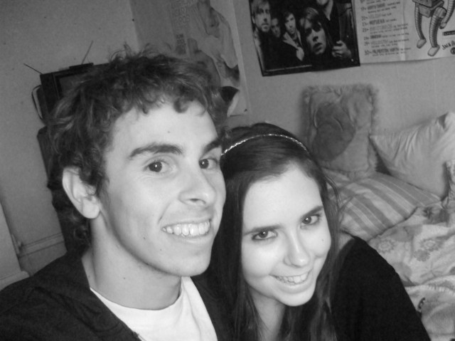 Cute couple how I met my Fiance on Facebook