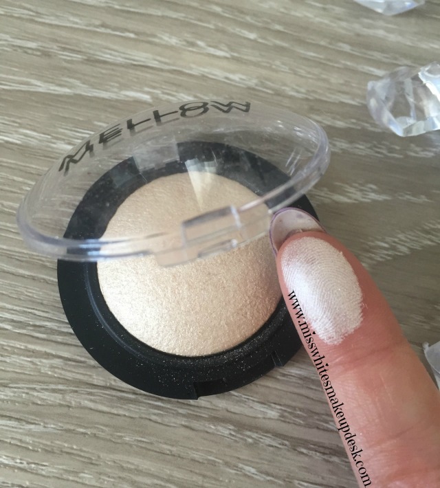 Mellow Cosmetics Highlighter Baked Eye Shadow Cream